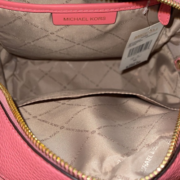 Michael kors back pack and wallet set - Picture 4 of 11